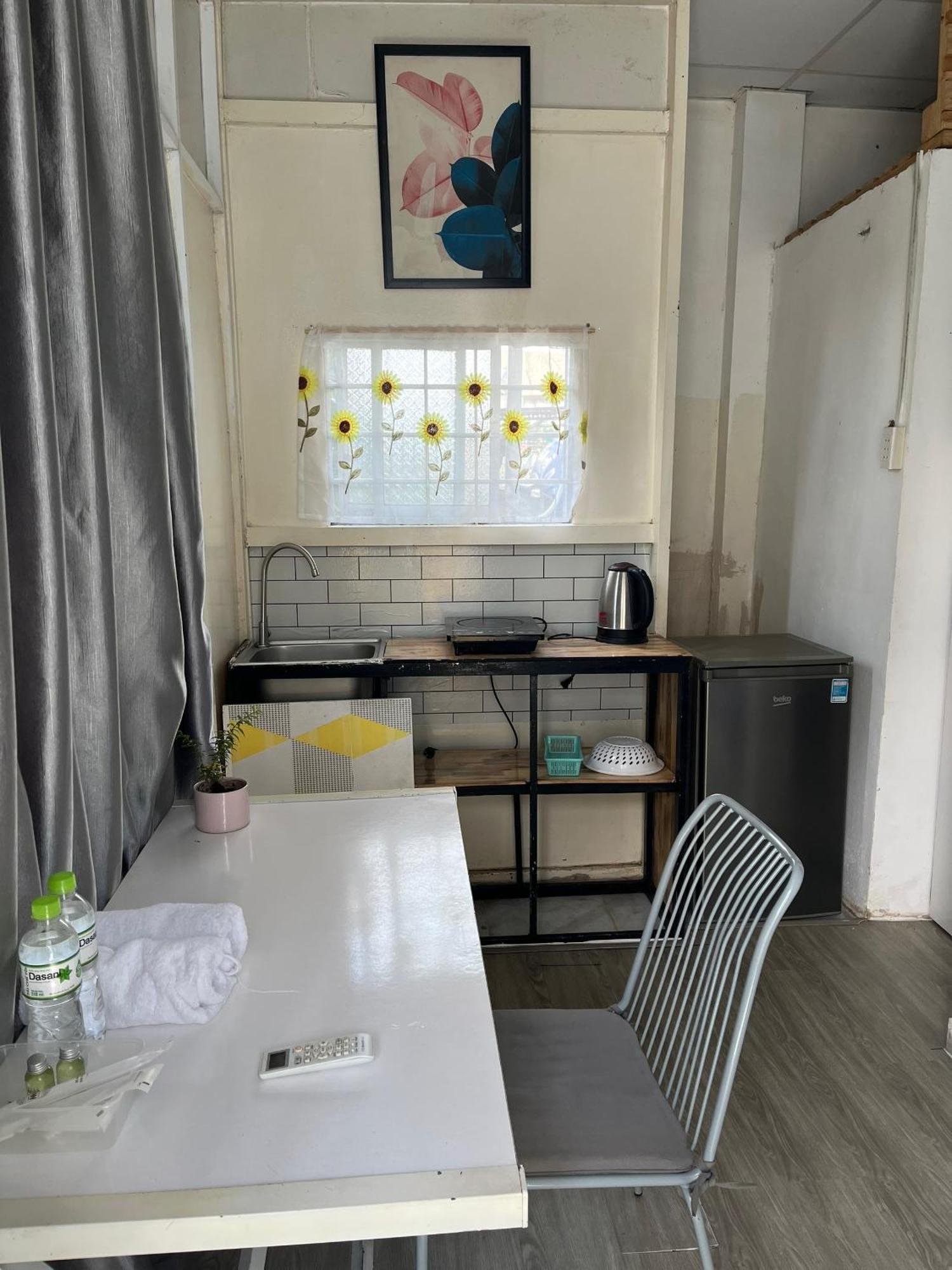 May House Binhthanh Хошимин Экстерьер фото